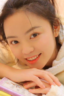 漂亮女秘书的秘密
